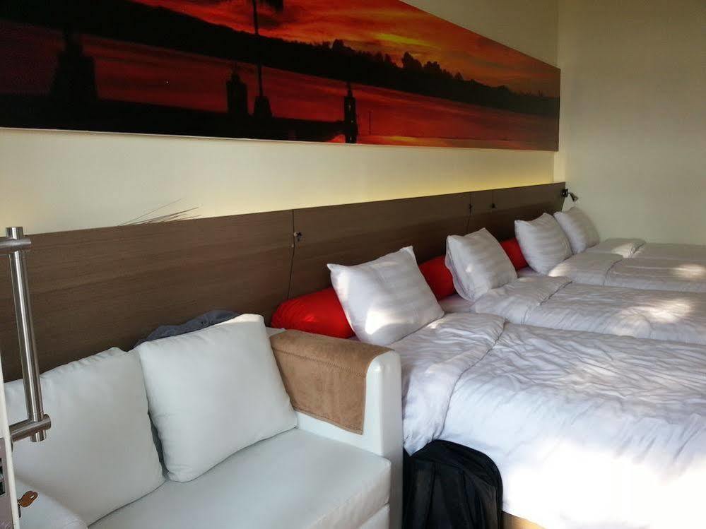 Bukit Cikahuripan Resort Лембанг Экстерьер фото